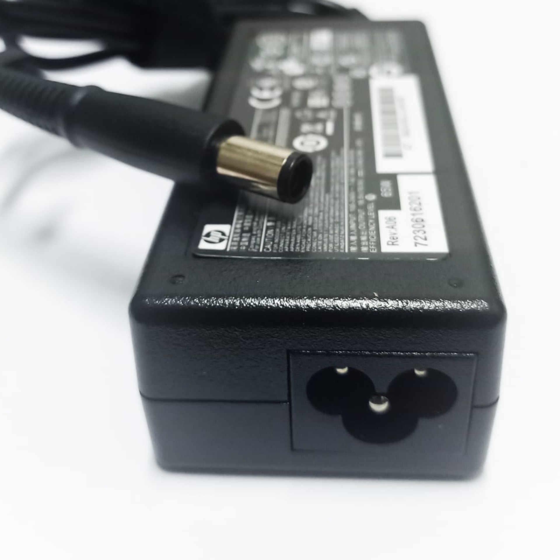 Adaptor/Charger Laptop HP/Compaq Original 18.5V 3.5A Colokan Jarum Adaptor/Charger Laptop HP/Compaq Original 18.5V 3.5A Colokan Jarum