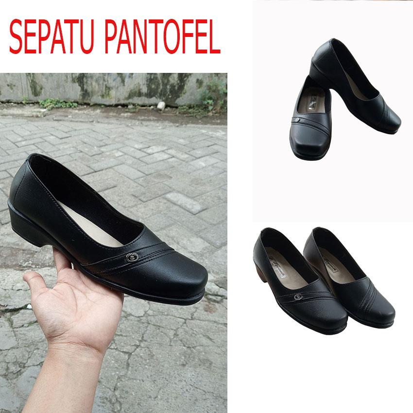 Threeasih Sepatu Pantofel Wanita / Sepatu Slip On Wanita / Sepatu Pantofel Paskibra Wanita / Sepatu Kerja Wanita / Sepatu Kantor Wanita / Sepatu Kulit Wanita / Sepatu Sekolah Anak Wanita Hitam / F01 Threeasih Sepatu Pantofel Wanita / Sepatu Slip On Wanita / Sepatu Pantofel Paskibra Wanita / Sepatu Kerja Wanita / Sepatu Kantor Wanita / Sepatu Kulit Wanita / Sepatu Sekolah Anak Wanita Hitam / F01