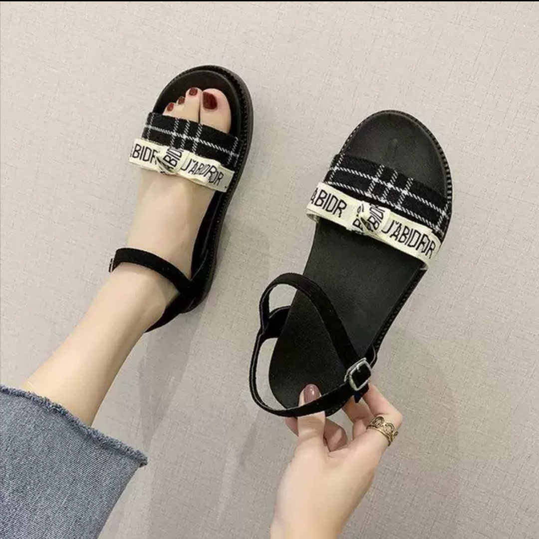 Rosty {Bayar di tempat / COD} Sandal Flat Wanita Terbaru Terlaris 2020 / Sandal Flat Gladiator Kanvas Wanita / Sendal Wanita / Sandal Wanita Bohemian Style / Sandal Wanita Motif Zig-zag / Sandal Monic Rosty {Bayar di tempat / COD} Sandal Flat Wanita Terbaru Terlaris 2020 / Sandal Flat Gladiator Kanvas Wanita / Sendal Wanita / Sandal Wanita Bohemian Style / Sandal Wanita Motif Zig-zag / Sandal Monic