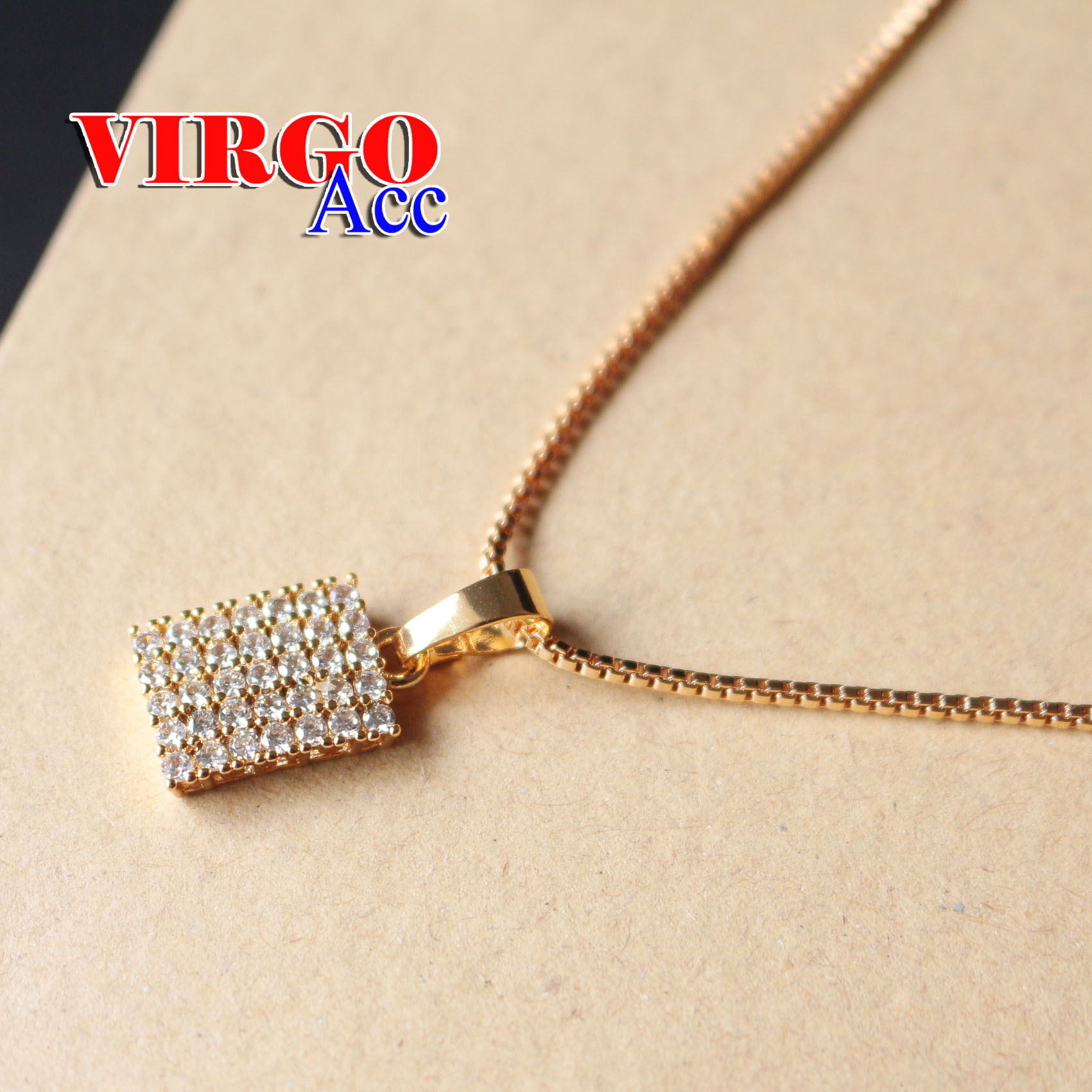 Kalung Xuping Lapisan Emas 24K Liontin Tulisan Love Anti Luntur Dan Karat New High Quality Kalung Xuping Lapisan Emas 24K Liontin Tulisan Love Anti Luntur Dan Karat New High Quality