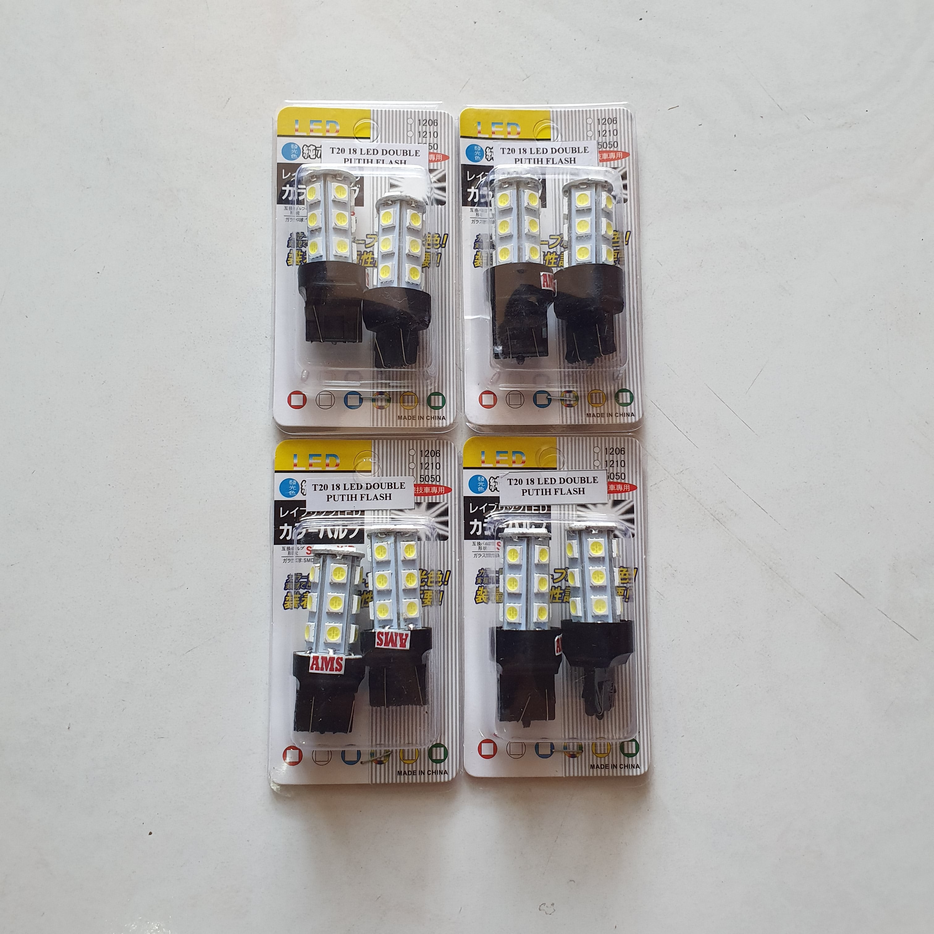 Bohlam Lampu Untuk Rem T20 k2 18 Led 12V Blitz Strobo Putih Bohlam Lampu Untuk Rem T20 k2 18 Led 12V Blitz Strobo Putih