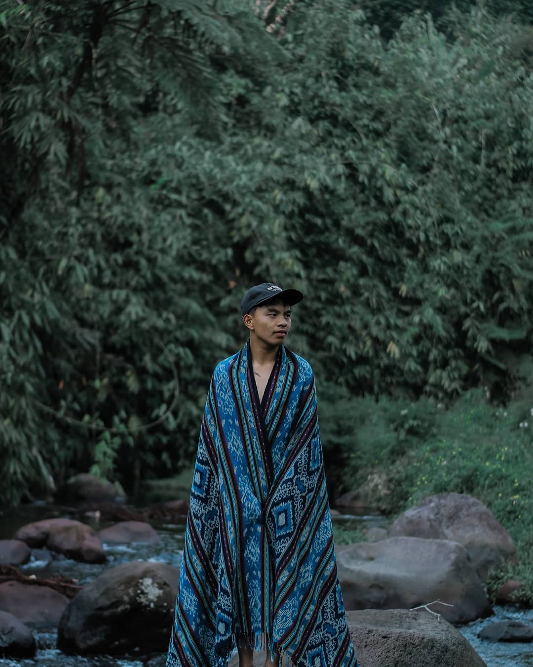 Free Ikat Kepala dan Gelang Etnik - Kain Tenun Blanket Tenun Ethnic / Blanket Tenun etnik Free Ikat Kepala dan Gelang Etnik - Kain Tenun Blanket Tenun Ethnic / Blanket Tenun etnik