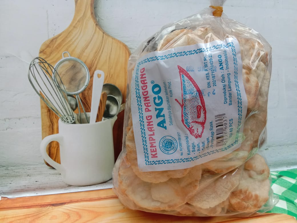 Jatra Snack Kerupuk Kemplang Ango Asli Lampung Kemasan Besar Jatra Snack Kerupuk Kemplang Ango Asli Lampung Kemasan Besar