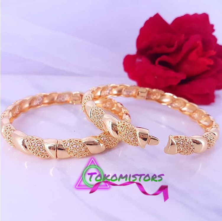 Gelang kerawang kecil gold Gelang kerawang kecil gold