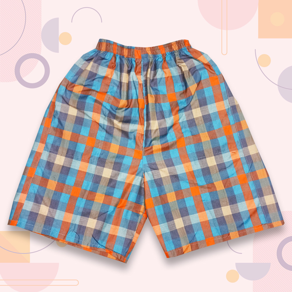 Celana Pendek Dewasa Motif Kotak-kotak (Random) Celana Pendek Dewasa Motif Kotak-kotak (Random)