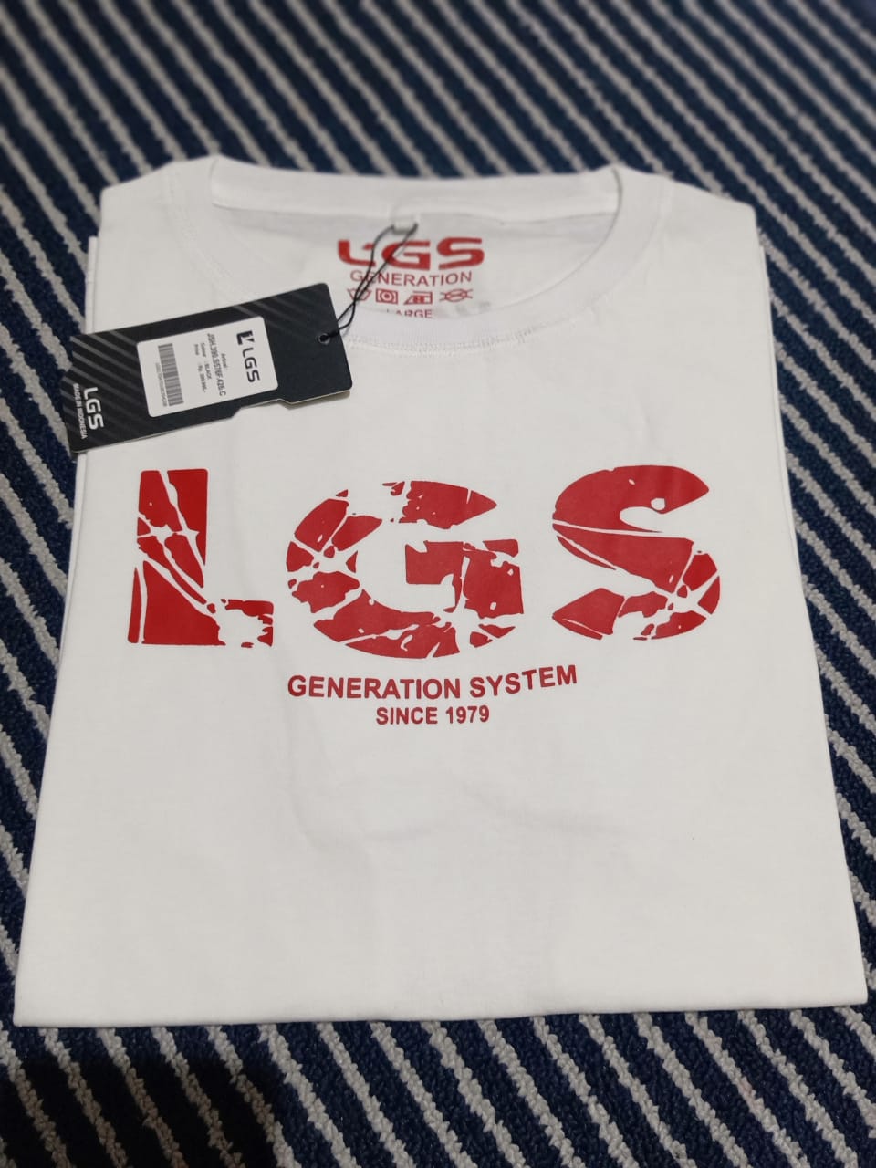 Kaos Distro murah 8811 Kaos Distro murah 8811
