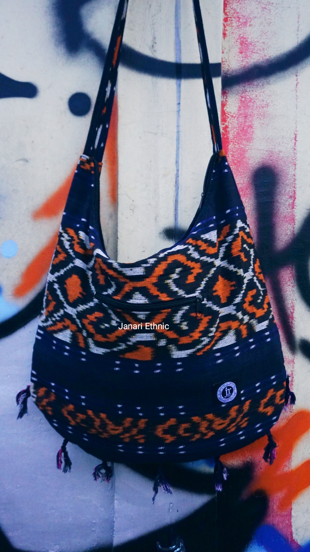 BAYAR DI TEMPAT - JNR - Tas Selempang Tenun / Tas Tenun Etnik Motif Toraja - Gratis Gelang BAYAR DI TEMPAT - JNR - Tas Selempang Tenun / Tas Tenun Etnik Motif Toraja - Gratis Gelang