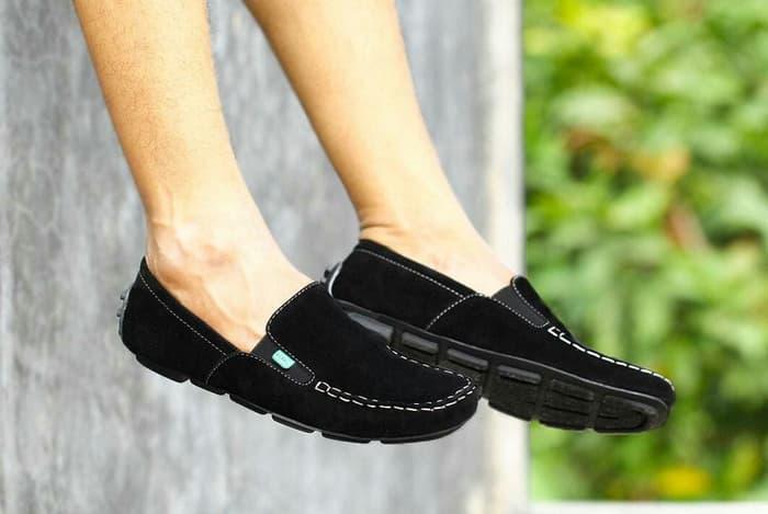 Sepatu Slip On Pria / Sepatu Kickers Casual Slop Santai elegan gaya masa kini Sepatu Slip On Pria / Sepatu Kickers Casual Slop Santai elegan gaya masa kini