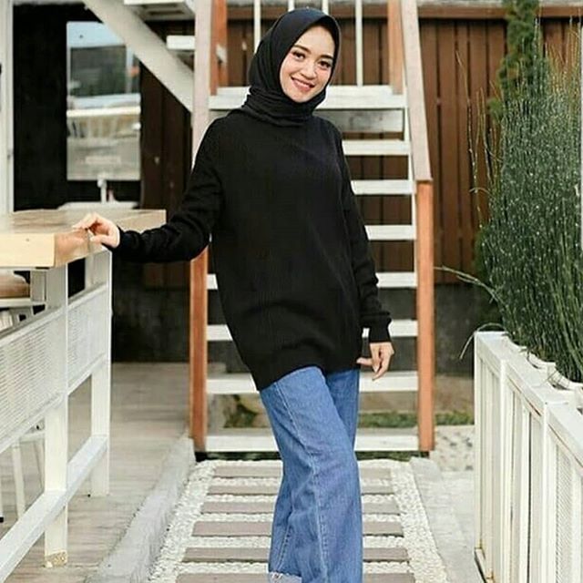 RUBISTORE.ID / BOXI SWEATER / ATASAN RAJUT WANITA / SWEATER RAJUT RUBISTORE.ID / BOXI SWEATER / ATASAN RAJUT WANITA / SWEATER RAJUT
