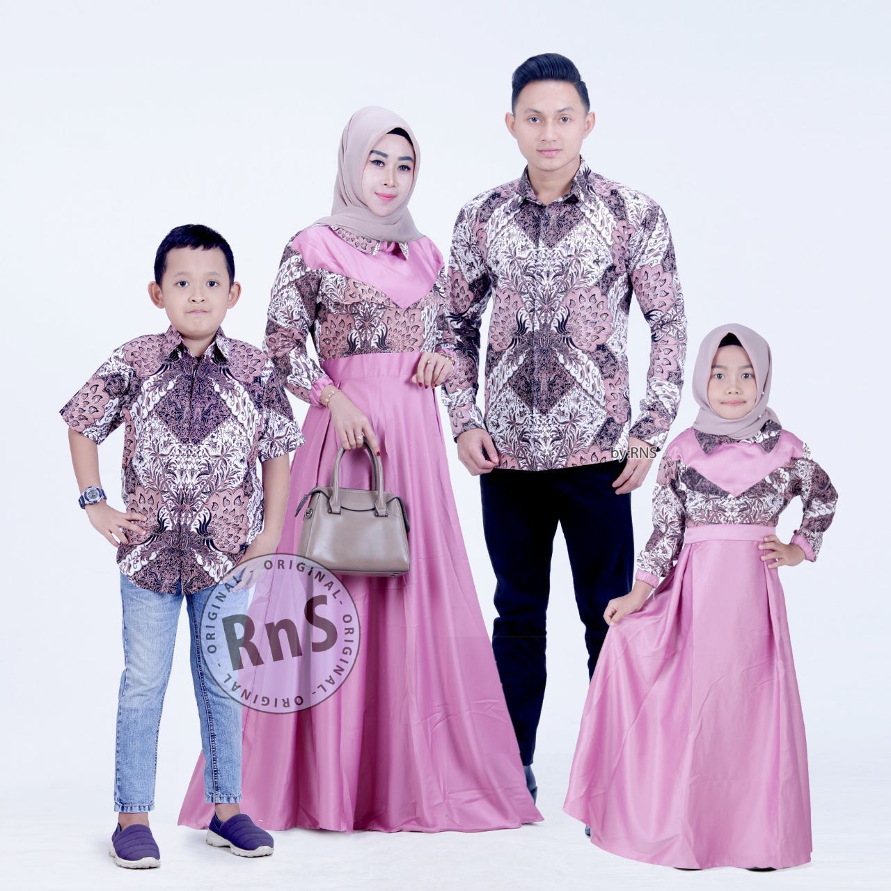 Baju Seragan Keluarga Baju Gamis dan Anak Seragam Keluarga Murah Batik Seragam Keluarga Murah Batik Kombinasi Set Keluarga Terlaris Kombinasi Velvet Baju Seragan Keluarga Baju Gamis dan Anak Seragam Keluarga Murah Batik Seragam Keluarga Murah Batik Kombinasi Set Keluarga Terlaris Kombinasi Velvet