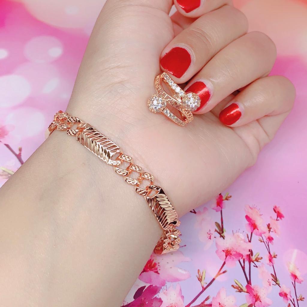 Gelang Tangan Xuping Gold Wanita Dewasa Motif Rantai Plat Ukiran Free Cincin Gelang Tangan Xuping Gold Wanita Dewasa Motif Rantai Plat Ukiran Free Cincin