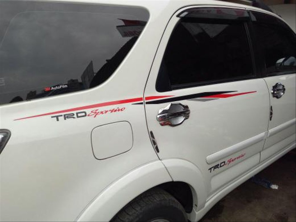 Stiker Body RUSH TRD Sportivo Ultimo Hitam Silver Merah Stiker Body RUSH TRD Sportivo Ultimo Hitam Silver Merah