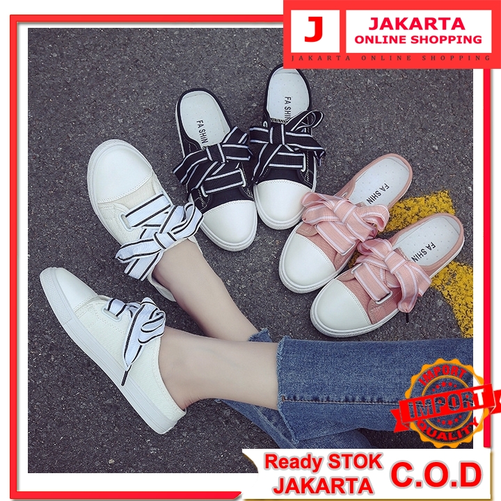 Sepatu Wanita Slip On Import Korea Original Sepatu Slop Terbaru Fashion Premium Quality Sepatu Wanita Slip On Import Korea Original Sepatu Slop Terbaru Fashion Premium Quality