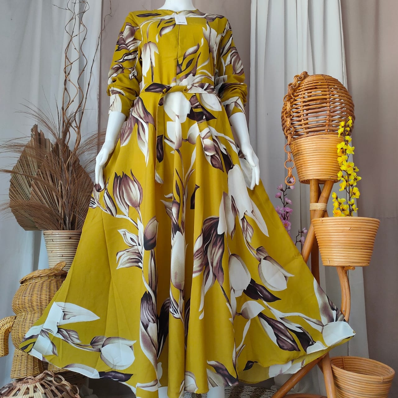 Gamis Monalisa Arinda Maxi Klok 4 Meter Gamis Monalisa Arinda Maxi Klok 4 Meter