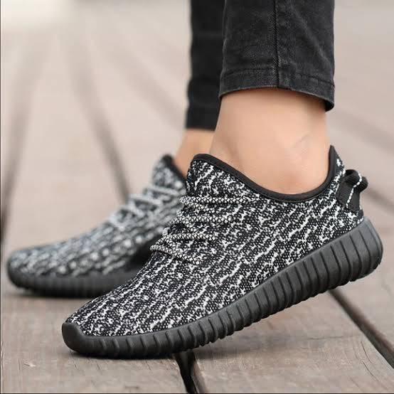 sepatu sneaker adds yezzy sepatu sneaker adds yezzy