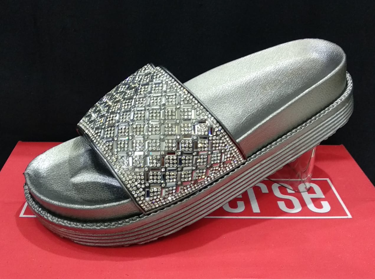 Sendal Wedges Wanita Bara Bara Mutek Mutek /Sandal Jelly Wedges Bara-Bara Wanita/Sendal Jelly/Sendal Cantik/Best Seller/Bisa COD Sendal Wedges Wanita Bara Bara Mutek Mutek /Sandal Jelly Wedges Bara-Bara Wanita/Sendal Jelly/Sendal Cantik/Best Seller/Bisa COD