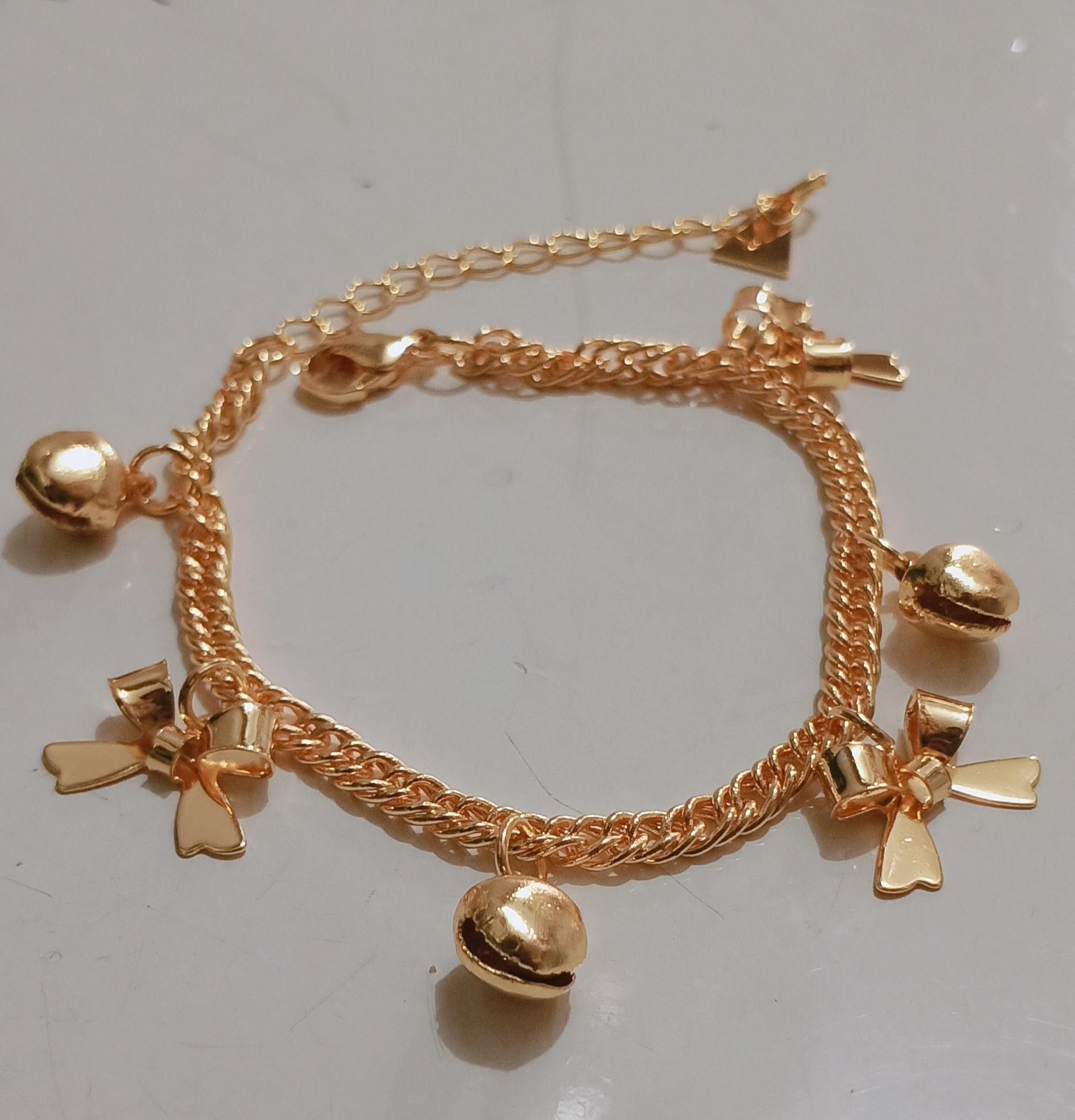 Gelang tangan rantai dewasa pita krincing cantik Gelang tangan rantai dewasa pita krincing cantik