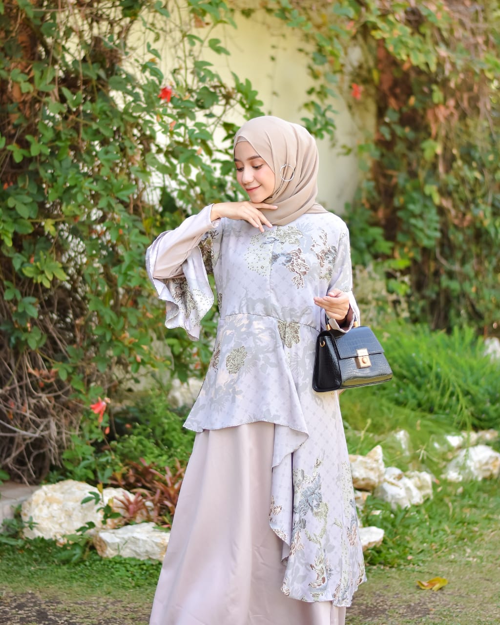 Talasya Signature Dress / Baju Muslim & Jumpsuit / Gamis Wanita / Gamis Terbaru 2020 Modern / Gamis Terbaru 2020 Modern Remaja / Gamis Terbaru 2020 Modern Syari / Baju Pesta / Gamis Pesta / Gamis Remaja Kekinian / Dress Wanita / Baju Muslim Wanita Talasya Signature Dress / Baju Muslim & Jumpsuit / Gamis Wanita / Gamis Terbaru 2020 Modern / Gamis Terbaru 2020 Modern Remaja / Gamis Terbaru 2020 Modern Syari / Baju Pesta / Gamis Pesta / Gamis Remaja Kekinian / Dress Wanita / Baju Muslim Wanita