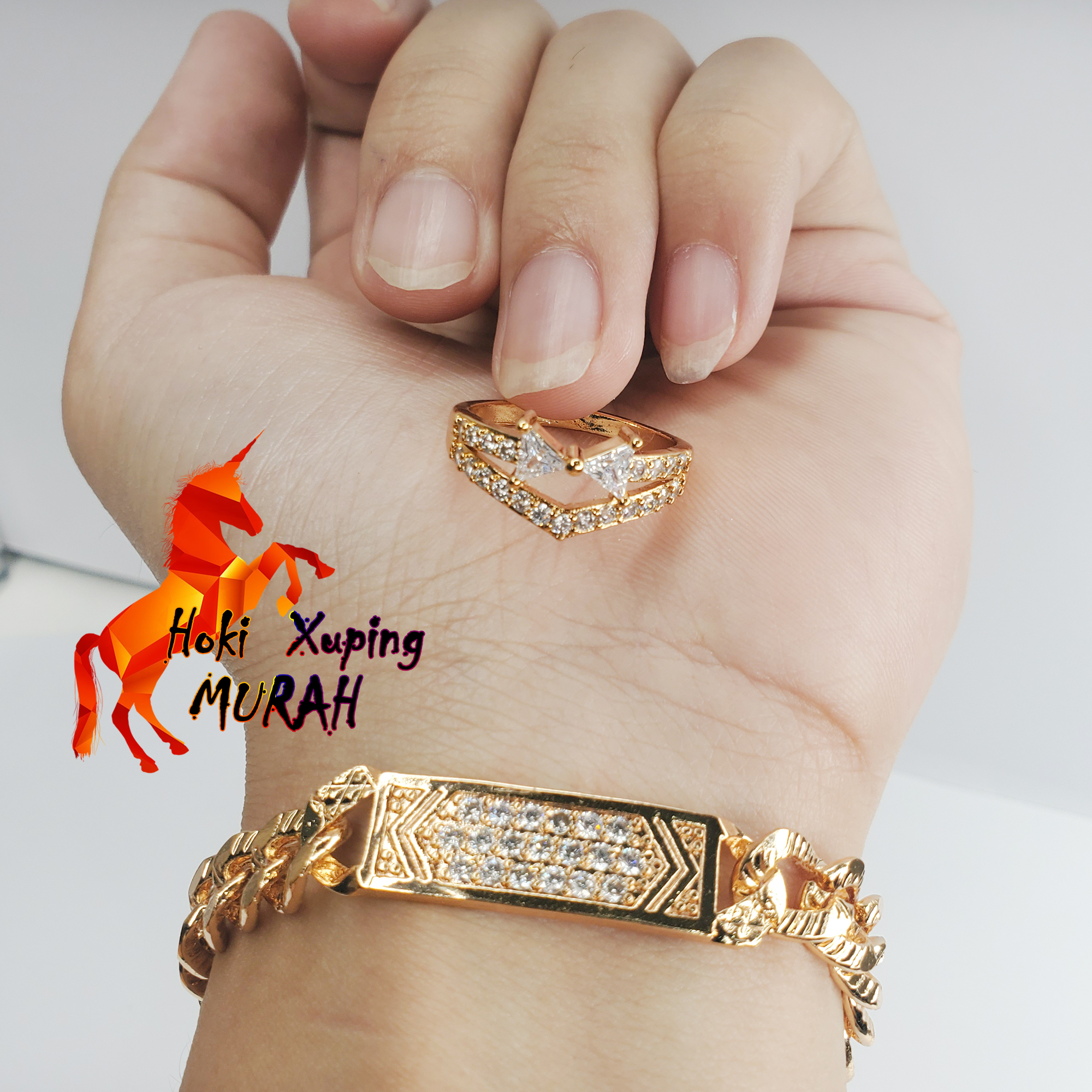Hoki Gelang Xuping 24K Plat Cantik Free Cincin Motif Wonder V Perhiasan Wanita Hoki Gelang Xuping 24K Plat Cantik Free Cincin Motif Wonder V Perhiasan Wanita