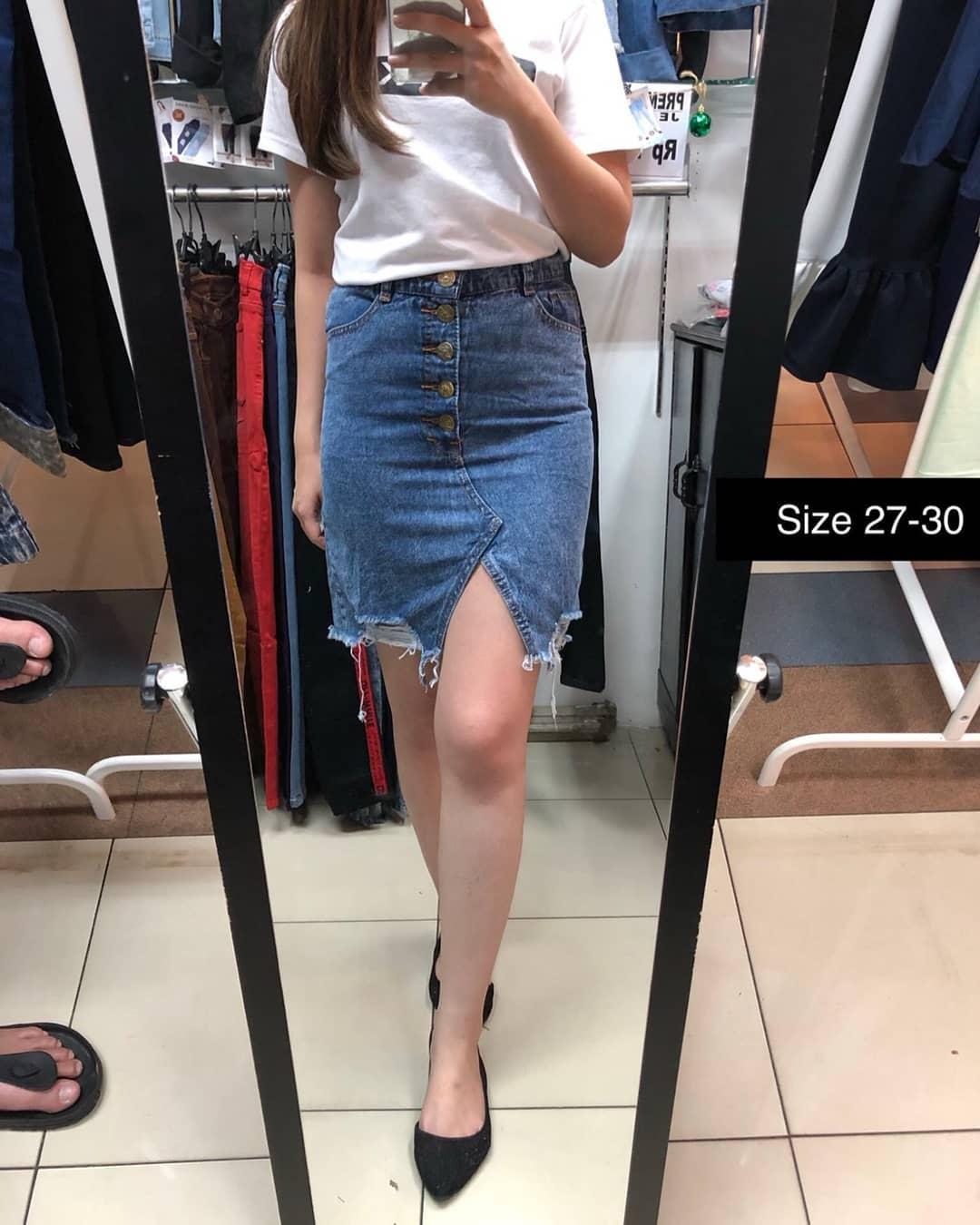 Rok Jeans Destroy/ripped midi skirt 8211 Terhits Terlaris Rok Jeans Destroy/ripped midi skirt 8211 Terhits Terlaris