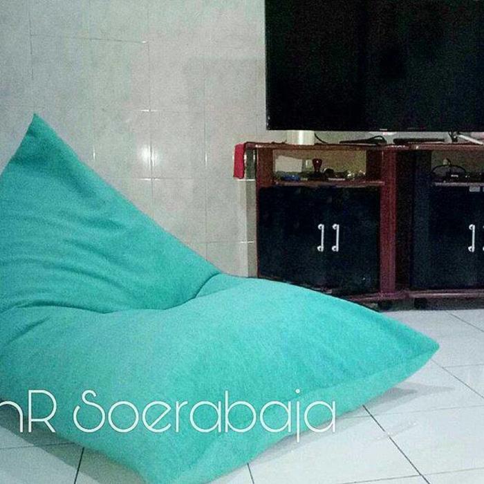 Kursi santai bean bag Triangel Size Dewasa - COVER ONLY - Suedee PREMIUM / kursi pantai / Sarung beanbag / Kursi malas / kursi gaming / kursi teras / kursi cafe / indoor Kursi santai bean bag Triangel Size Dewasa - COVER ONLY - Suedee PREMIUM / kursi pantai / Sarung beanbag / Kursi malas / kursi gaming / kursi teras / kursi cafe / indoor