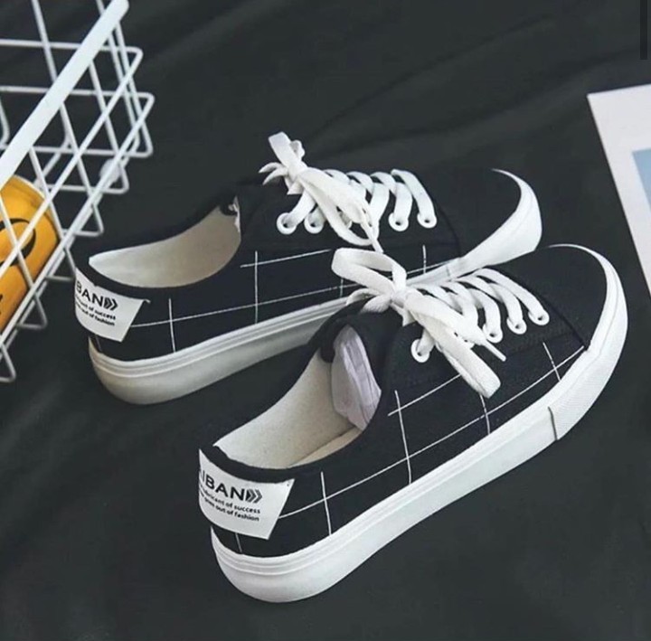 DINDA SEPATU WANITA KETS PRINTING ELENNA LINE MURAH - PUTIH HITAM DAN MERAH Sneakers Wanita SEPATU KULIAH SEPATU SEKOLAH DINDA SEPATU WANITA KETS PRINTING ELENNA LINE MURAH - PUTIH HITAM DAN MERAH Sneakers Wanita SEPATU KULIAH SEPATU SEKOLAH