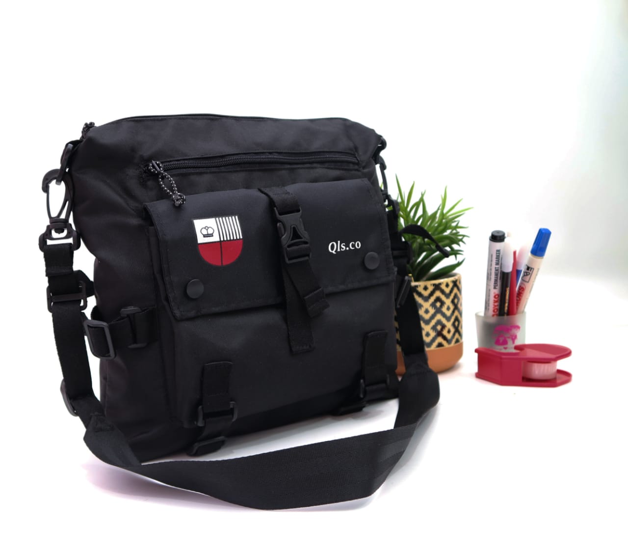 Qls Tas/Tas selempang /Tas original/Tas Pria/Tas selempang pria Qls Tas/Tas selempang /Tas original/Tas Pria/Tas selempang pria