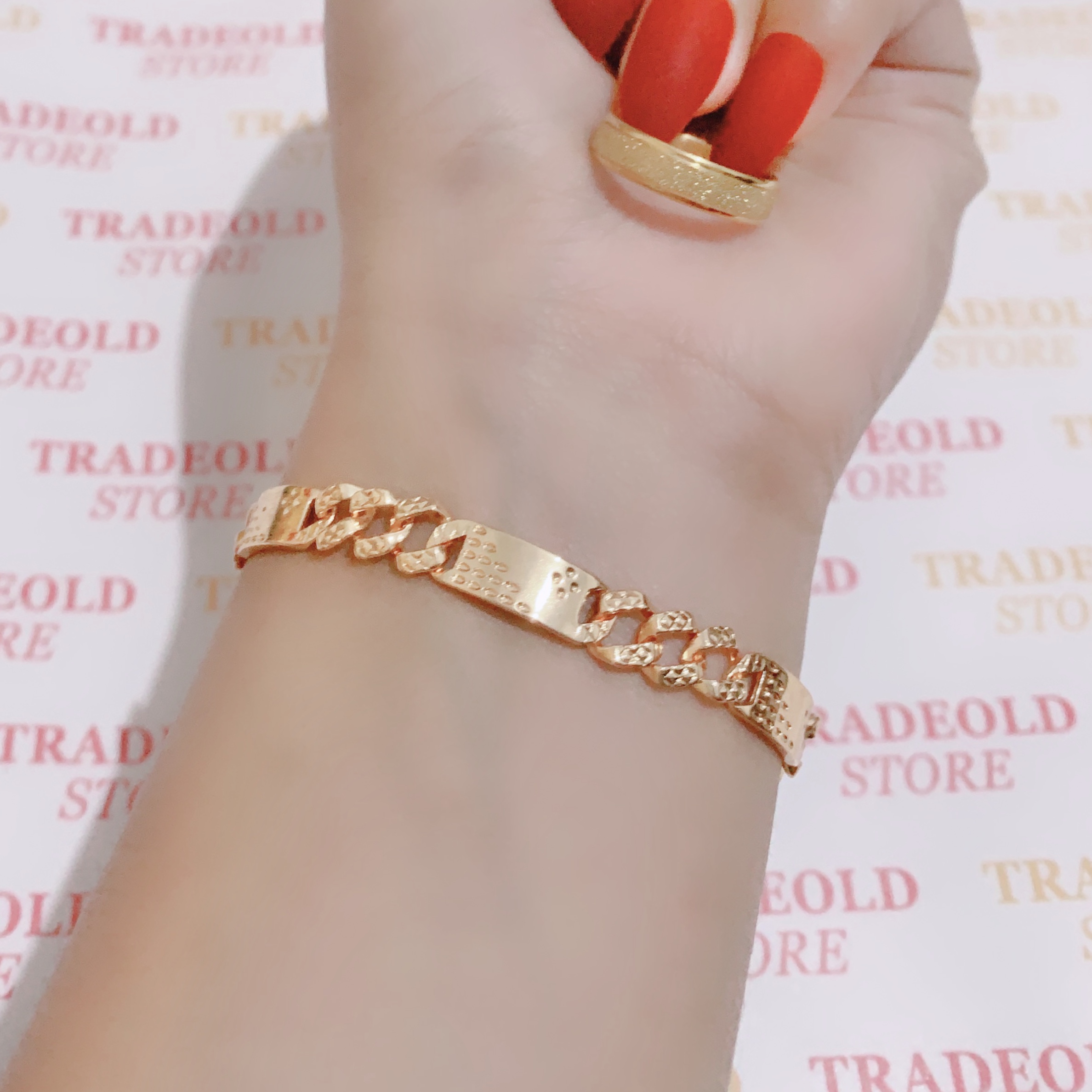 PROMO Gelang Tangan Model Persegi Padi Xuping Perhiasan Wanita - Xuping Gold *Free Cincin PROMO Gelang Tangan Model Persegi Padi Xuping Perhiasan Wanita - Xuping Gold *Free Cincin