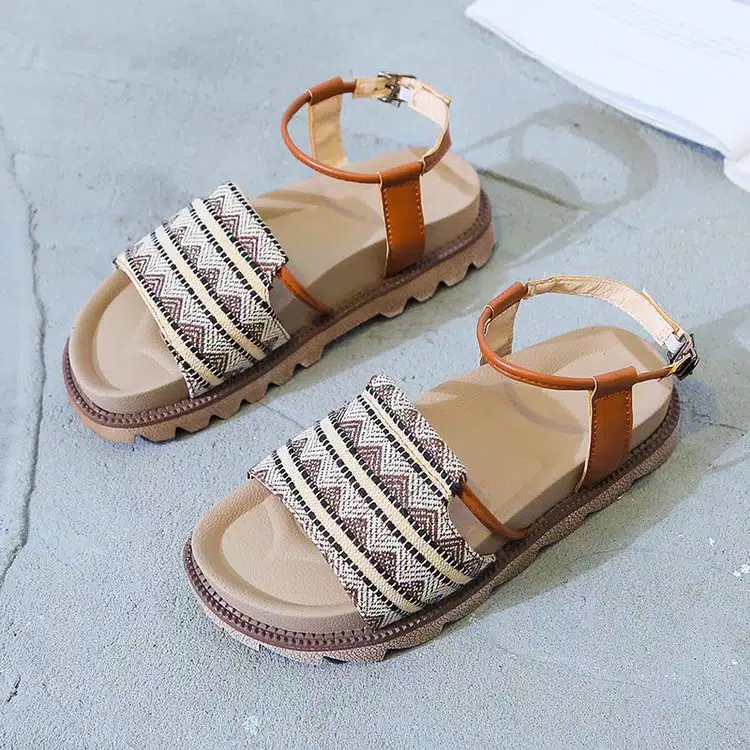 ROSTY {COD/Bayar di Tempat} Sandal Wanita Kanvas Flat Motif Tribal Best Seller/Sandal Teplek Wanita Sehari-hari/Sandal Flat Wanita Kanvas Fashion Korea Style/Sandal Wanita Teplek Hangout/Sandal Trisha ROSTY {COD/Bayar di Tempat} Sandal Wanita Kanvas Flat Motif Tribal Best Seller/Sandal Teplek Wanita Sehari-hari/Sandal Flat Wanita Kanvas Fashion Korea Style/Sandal Wanita Teplek Hangout/Sandal Trisha