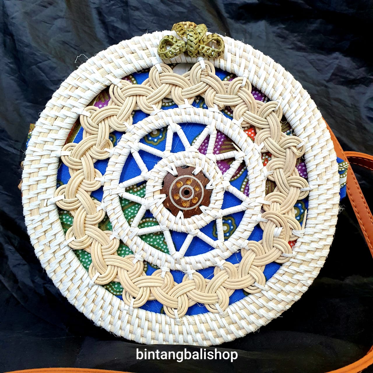 Tas Rotan Ulat Batok(20cm) Tas Rotan Ulat Batok(20cm)