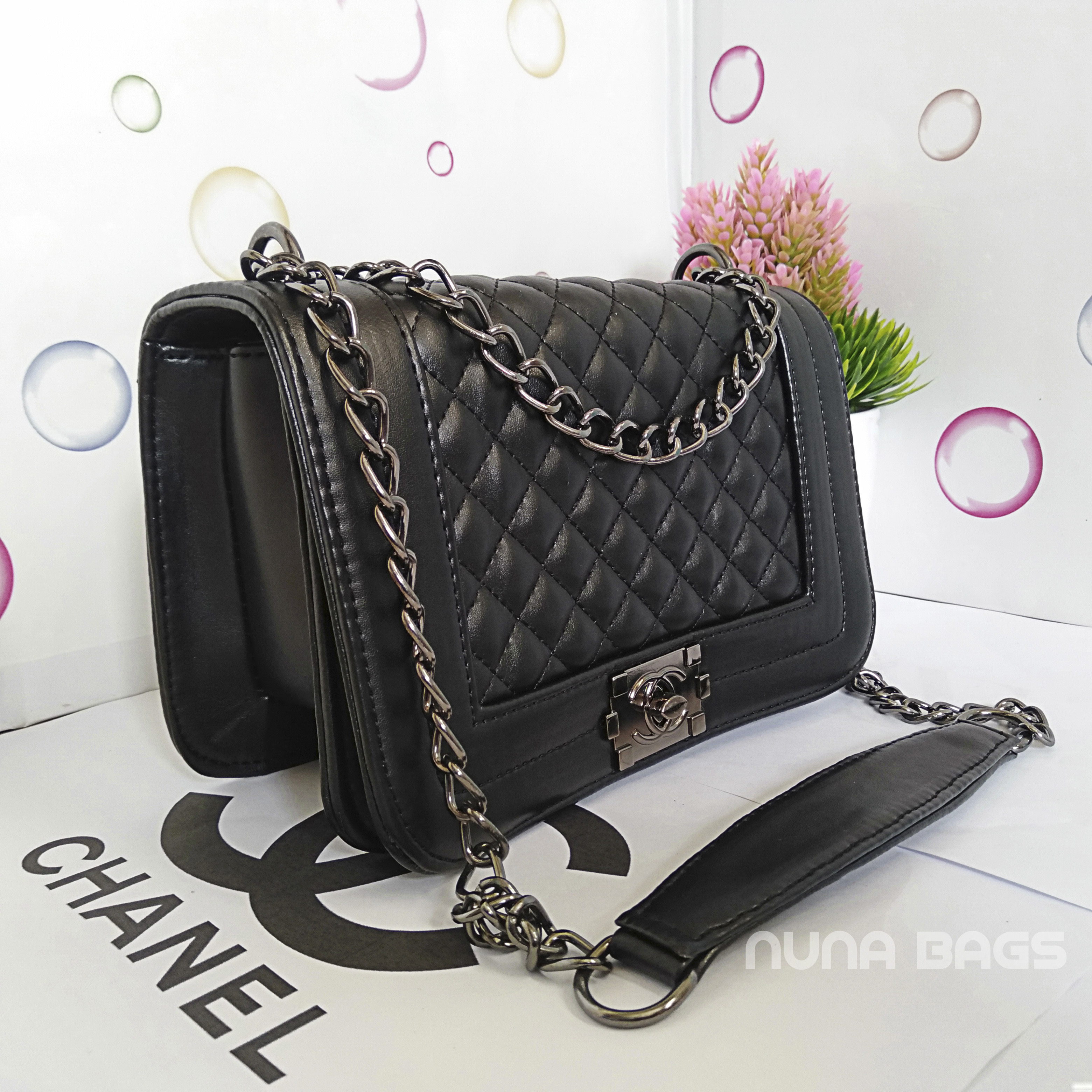 TAS CHANNEL BOY MINI BLACK NEKKEL/BORDIR MOTIF RAPET TAS CHANNEL BOY MINI BLACK NEKKEL/BORDIR MOTIF RAPET