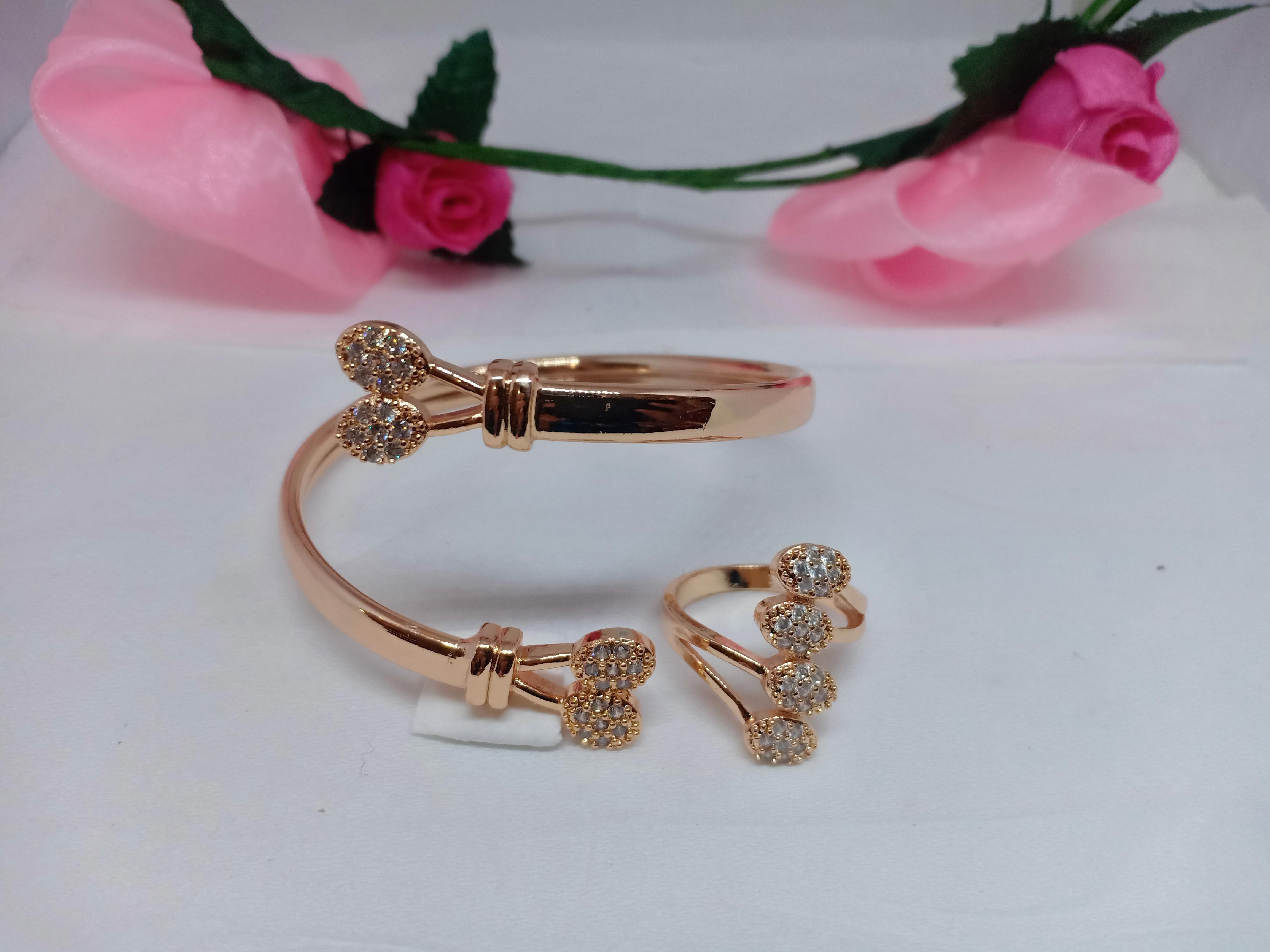 Gelang Tangan Xuping Gold Wanita Dewasa Motif Bola Permata Hitam Free Cincin Gelang Tangan Xuping Gold Wanita Dewasa Motif Bola Permata Hitam Free Cincin