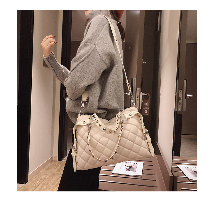 Tas Selempang / Tote Bag Wanita Terbaru 2020 Import Batam Ori (Bisa COD) Premium Quality - BS-014 Tas Selempang / Tote Bag Wanita Terbaru 2020 Import Batam Ori (Bisa COD) Premium Quality - BS-014