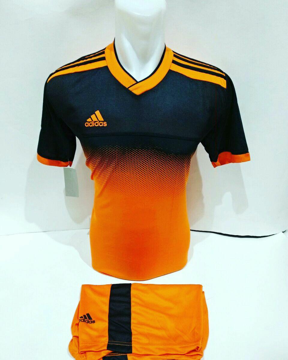 Baju Olahraga Jersey Bola Kaos Setelan Futsal / Volly Adidas