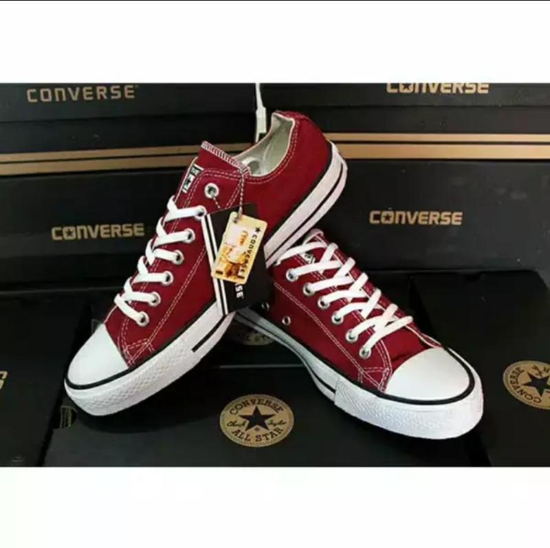 Sepatu Converses Maroon