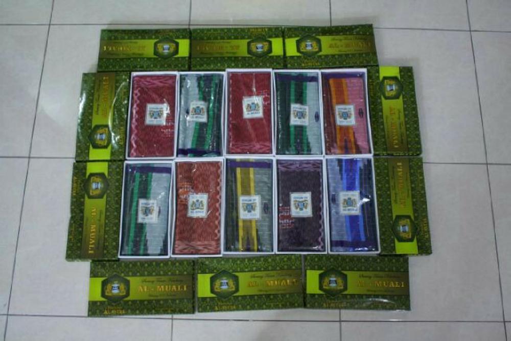 Sarung Tenun Kembang AL Muali