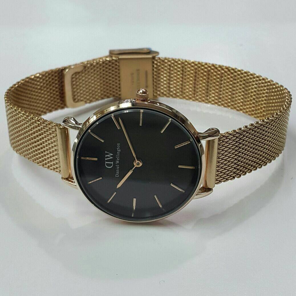 Daniel Wellington DW00100217 Jam Tangan Wanita 28MM Classic Petite Melrose Black Women Stainless Steel Watch