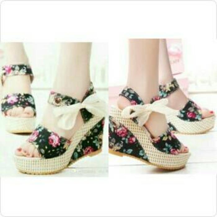 WEDGES MOTIF BUNGA LUNA / SANDAL WANITA MURAH MODEL TERBARU / SANDAL FASHION WANITA / SANDAL PESTA WANITA