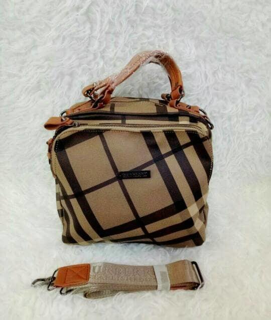 Tas Burberry ayu tingting 3 in 1