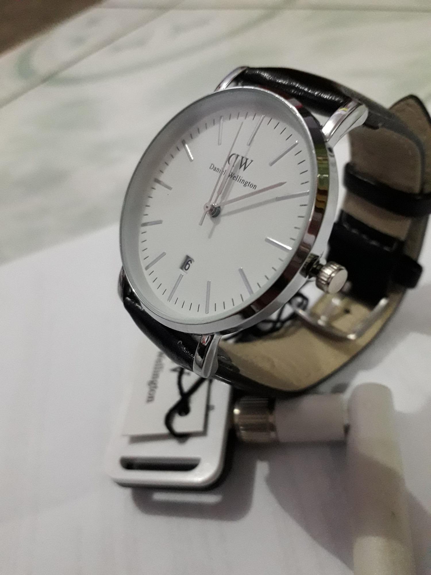 Fitur Jam Tangan Pria Dw Dw Jam Tangan Pria Dan Harga Terbaru Detail Gambar Jam tangan pria dw dw jam tangan pria Terbaru