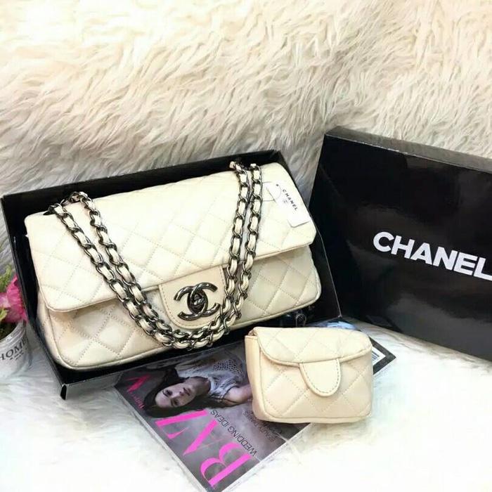 Tas Wanita Rantai Branded Chanel Maxi Mom Kids Warna Cream Beige Ivory