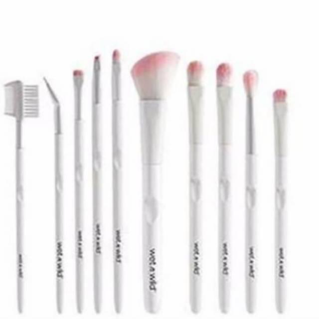 Wet n Wild Brush Bagian 1 (HARGA SATUAN) / Smokey Liner Brush