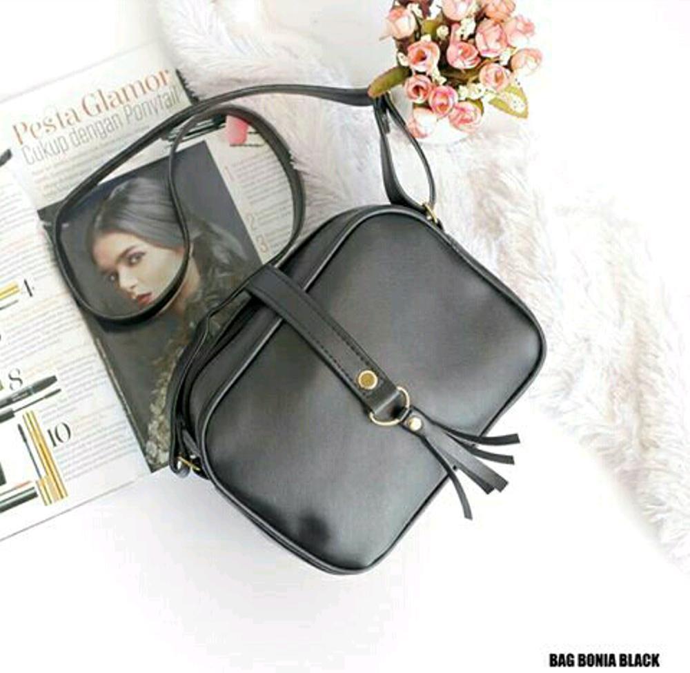 Tas Bonia Tas Slempang