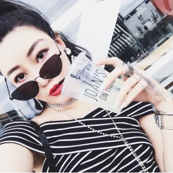 Kacamata Hitam Wanita Model Triangle Cat Eye Sunglasses Women UV Protection Januari 2019 - 2 Kacamata Hitam Wanita Model Triangle Cat Eye Sunglasses Women UV Protection - 2