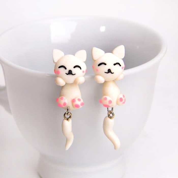 TERLARIS grosir anting unik kucing putih lucu kawaii import clay giwang tusuk - tusuk besi -