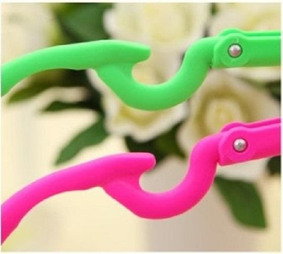 TOKO49 - Gantungan Lipat Portabel Baju Kaos Tali Tipis Portable Hanger Januari 2019 - 5 TOKO49 - Gantungan Lipat Portabel baju kaos tali tipis Portable Hanger - 5