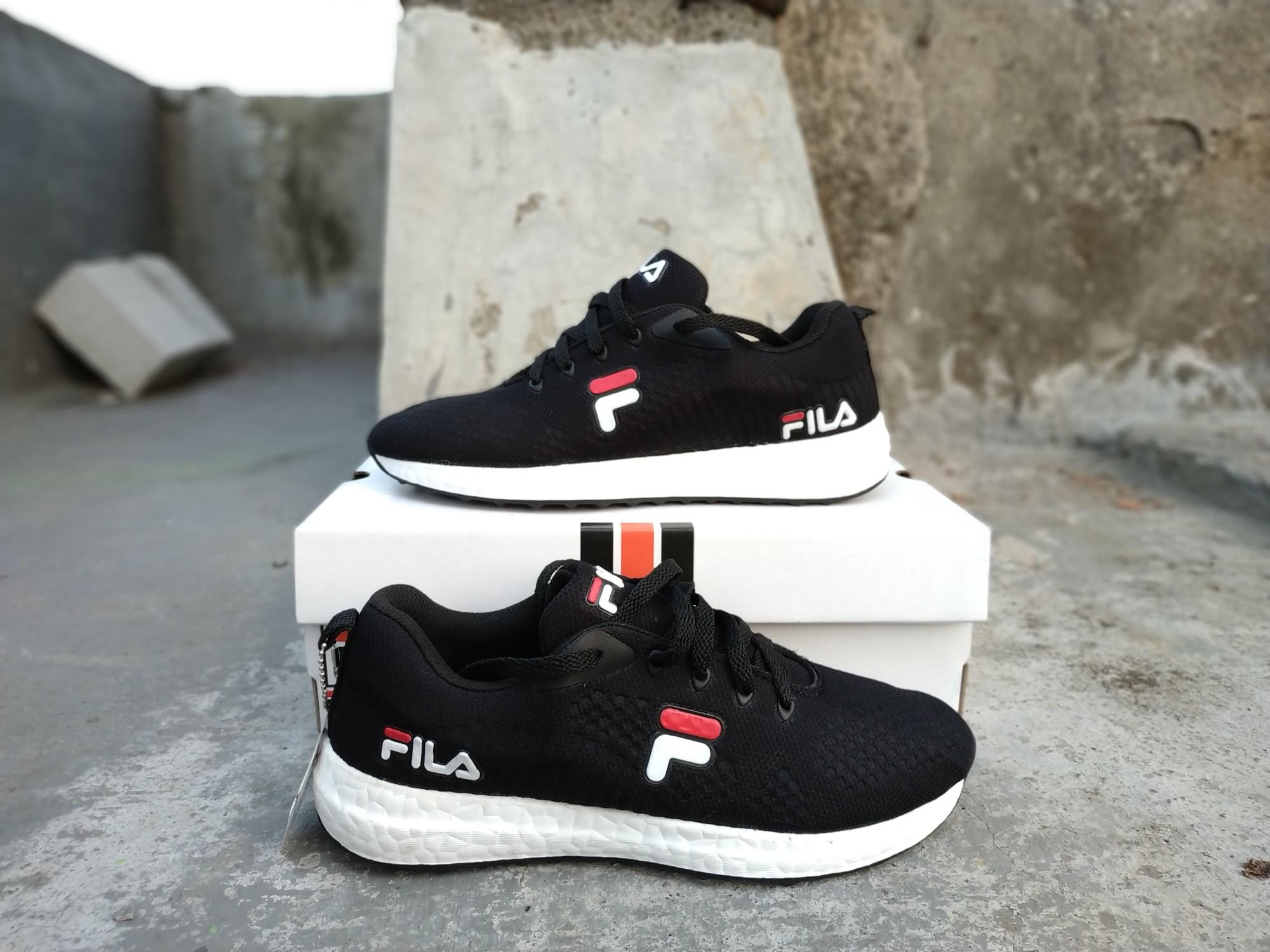 Sepatu Fila Running Black White Premium Januari 2019 - 4 sepatu fila running black white premium - 4