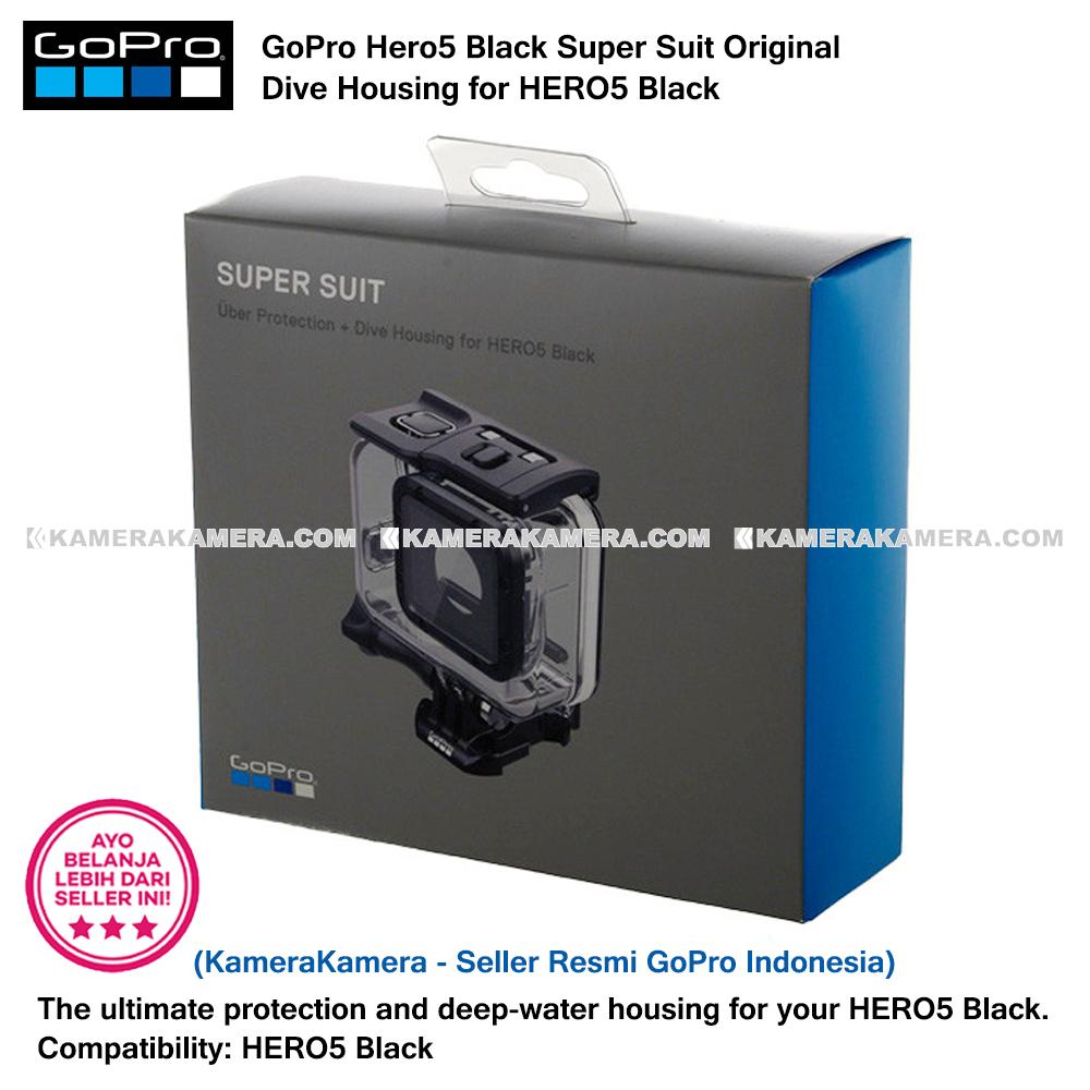 COVER 08 SUPER SUIT.jpg