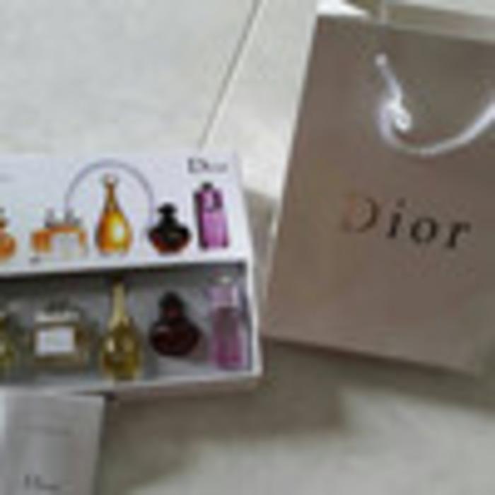 Harga Murah Dior Parfum Miniatur Gift Set Isi 5 Pcs Spesifikasi