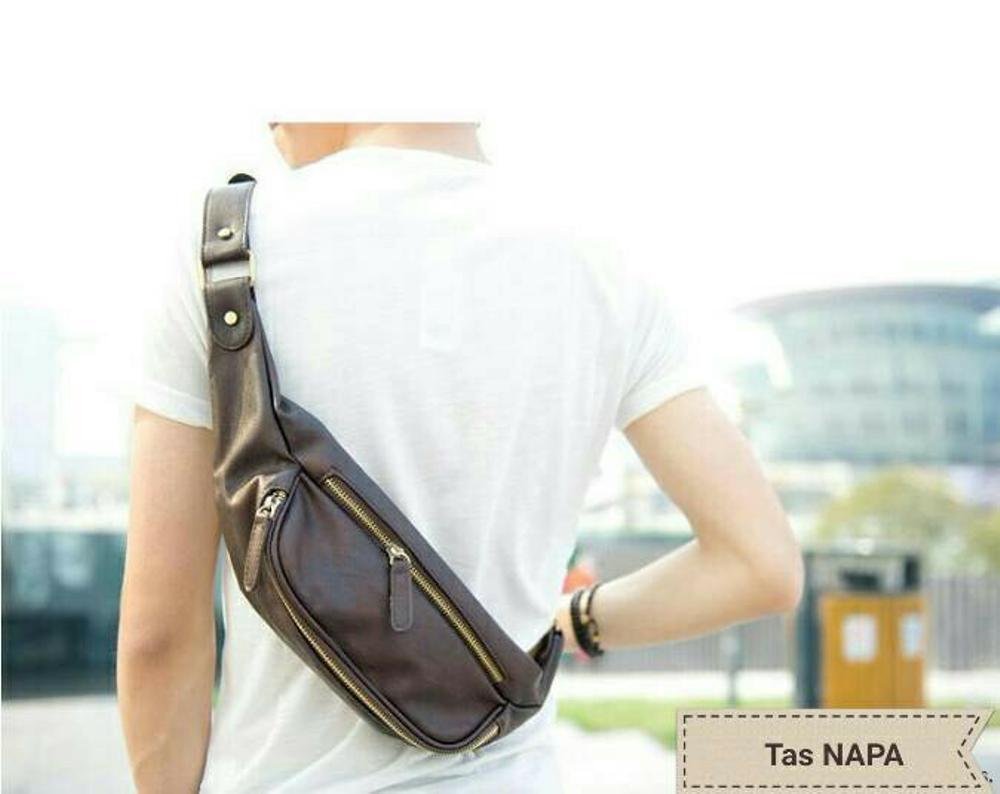tas selempang pria kulit - tas dada - tas pinggang - tas import - tas kekinian - tas rokok korek hp - tas powerbank - tas batam - tas murah di lapak pelangi_bag bagusia08